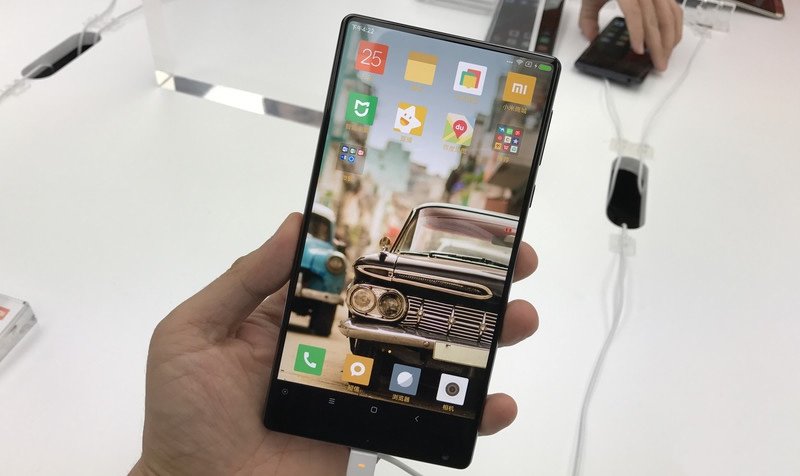 Surgem novas informações sobre a impressionante tela do Xiaomi Mi Mix 2