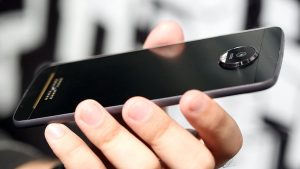 Vazam renderização do Moto Z 2017 que deve ser lançado nos próximos meses