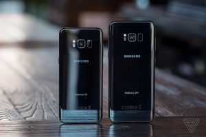 Samsung vende mais de 1,3 milhão de Galaxy S8 e S8 Plus