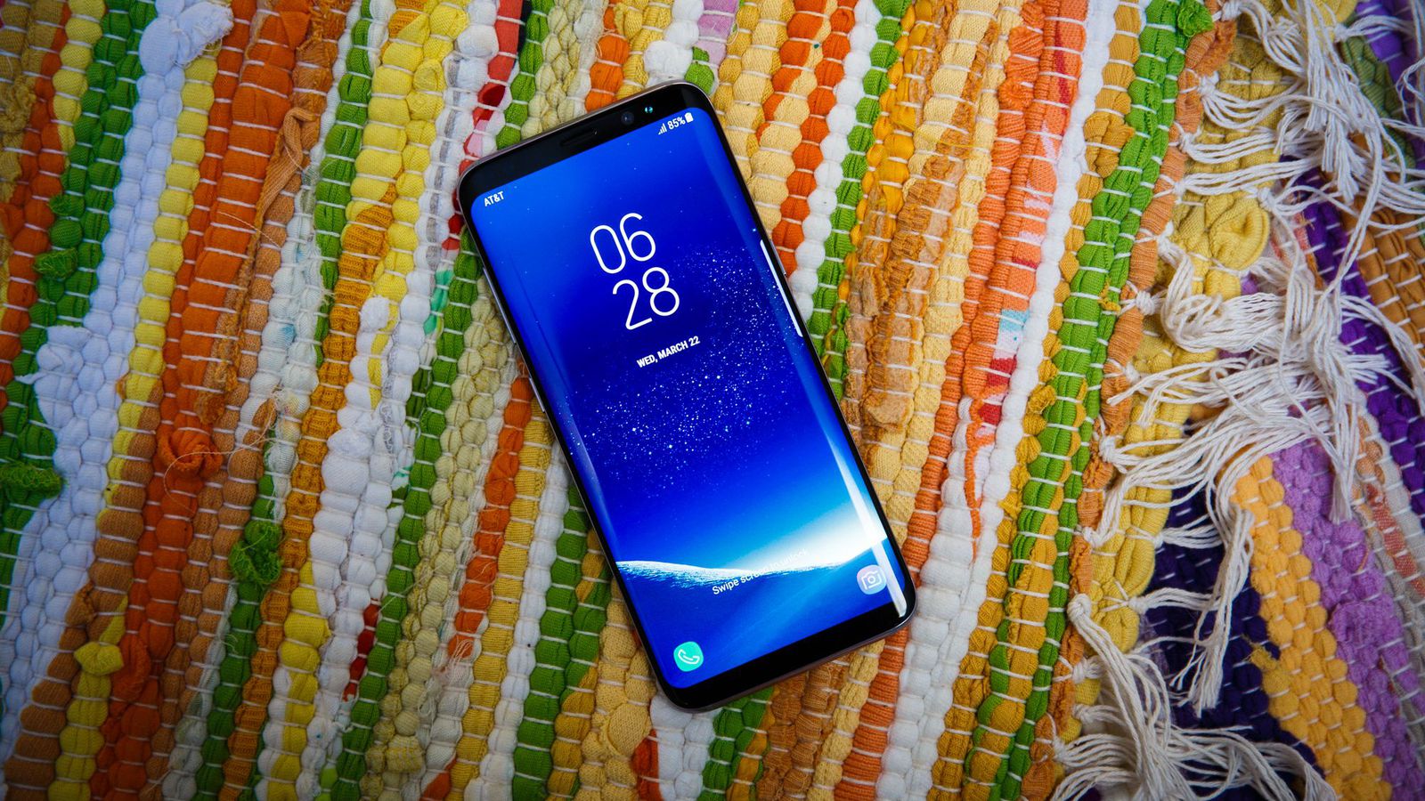 Galaxy S8 ganha nova versão com 6GB de RAM e 128GB de armazenamento