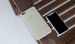 Aprenda como desmontar iPhone 8 para trocar tela e bateria