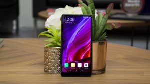 Xiaomi Mi Mix 3 pode ter duas telas segundo imagens vazadas