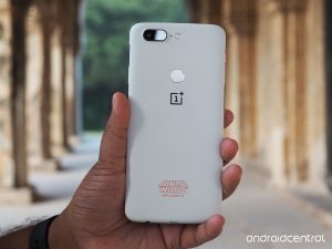 Vazam papéis de parede do OnePlus 5T Star Wars Edition