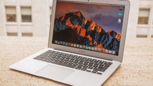 Apple pode lançar MacBook Air versão mais barata em breve