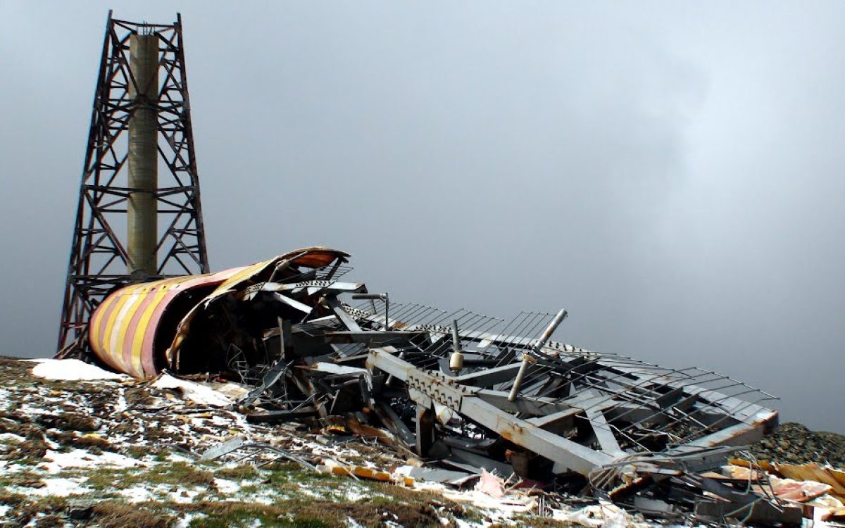 Torre de Telecomunicações quebrada